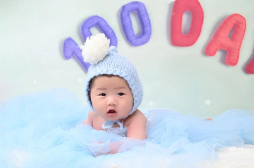 临夏宝宝吐口水是什么原因